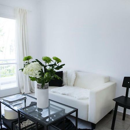 Best Located Executive Apartment In Maroussi. Atenas Exterior foto